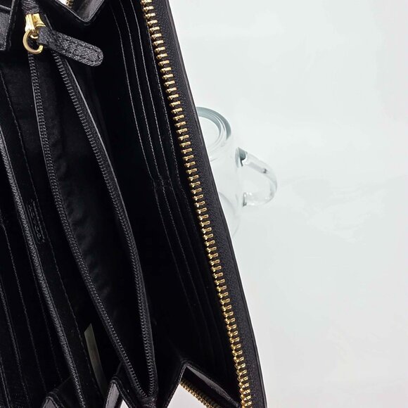 Coach Soho Black Leather Buckle Zip Around Accordion Wallet Gold Hardware - Picture 11 of 11
